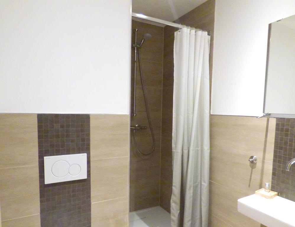Hotel Akazienhof Duisburg Bagian luar foto